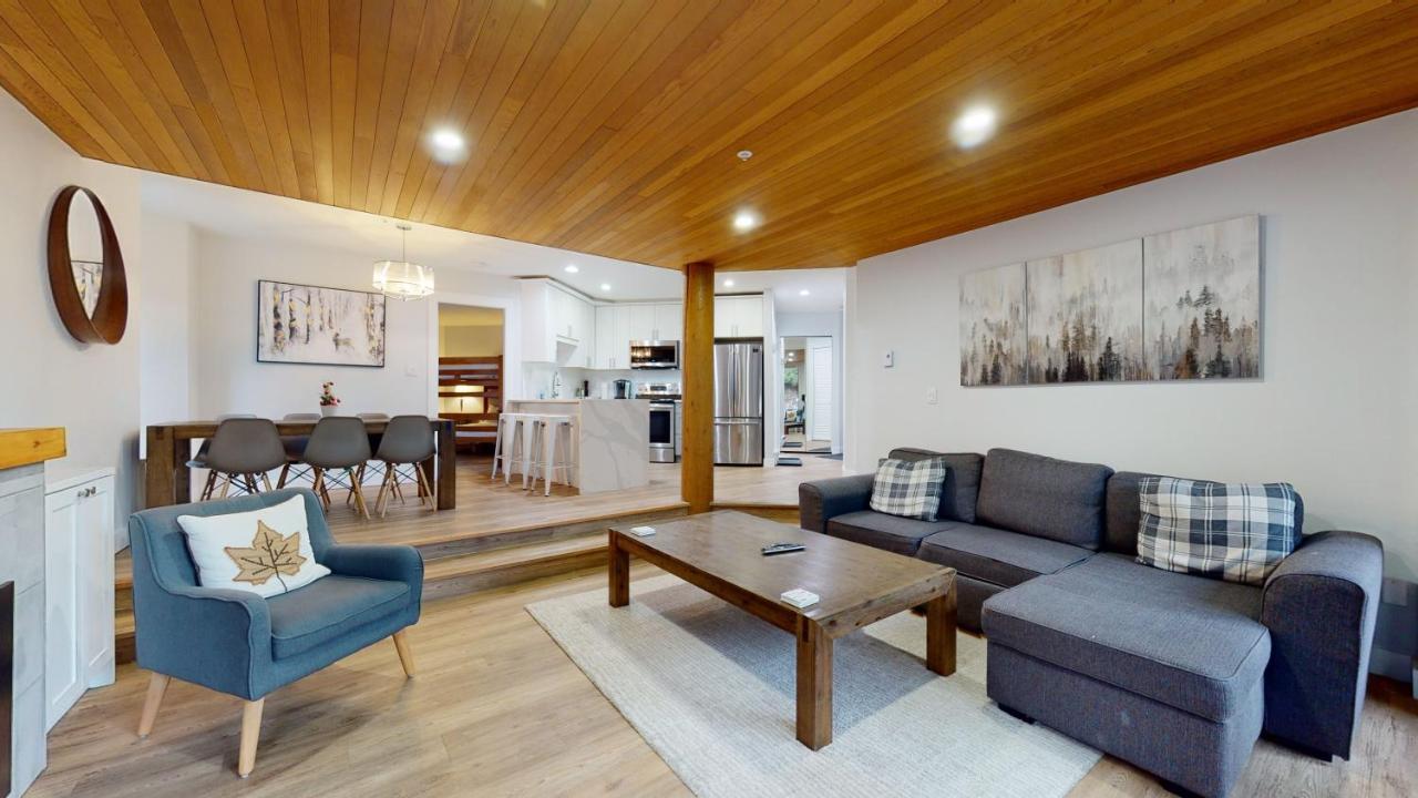Ironwoods On Blueberry Hill By Whistler Blackcomb Vacation Rentals Eksteriør billede